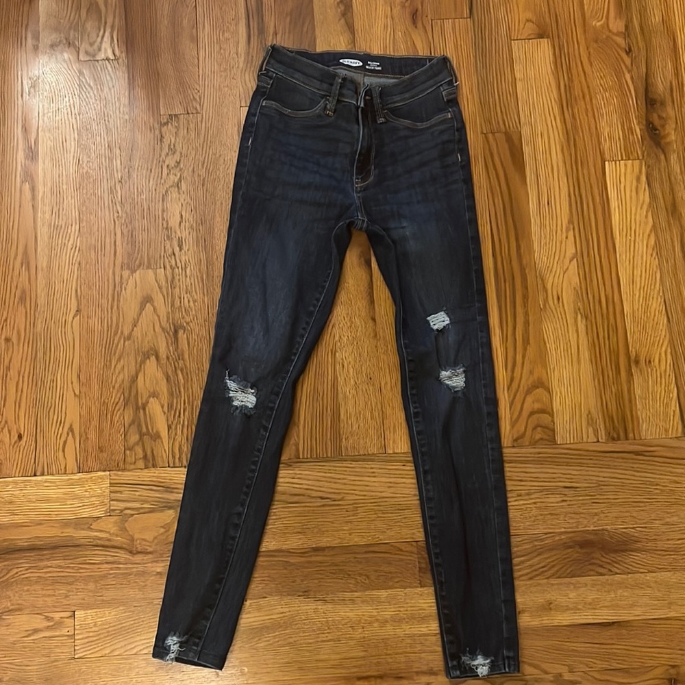 Old Navy ballerina begging a size 12